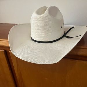 Cody James straw hat